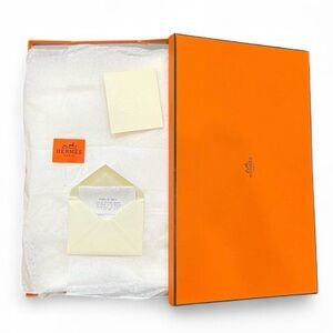 Hermès White Cotton Bath / Beach Towel 90 × 120 cm – Full Set w/ Receipt